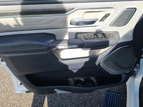 Used 2024 RAM 1500 Limited image 13