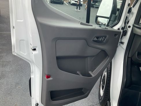 New 2026 Ford Transit 250 148 Medium Roof image 14