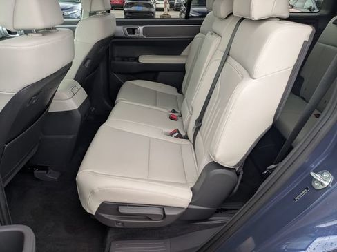 Used 2025 Hyundai Santa Fe SEL FWD image 26