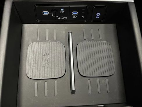 Used 2025 Hyundai Santa Fe Limited image 27