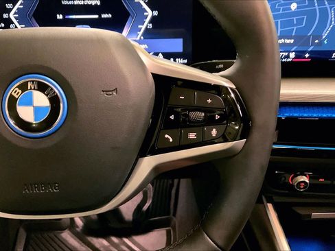 Certified 2025 BMW i4 eDrive40 w/ Premium Package image 23