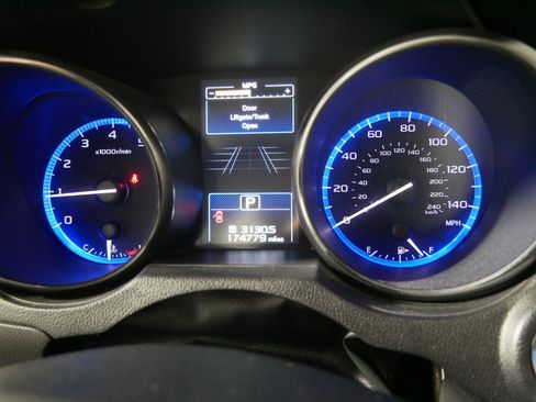 Used 2015 Subaru Outback 2.5i Limited AWD/4WD image 21