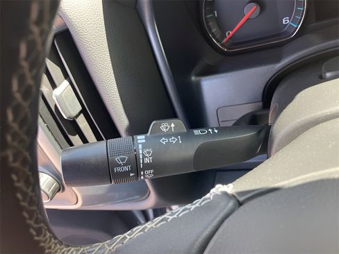 Used 2018 Chevrolet Silverado 1500 LT w/ All Star Edition image 19