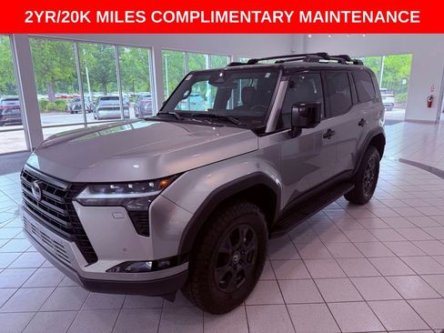 Certified 2024 Lexus GX 550 AWD/4WD image 3