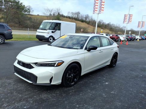 Used 2025 Honda Civic Sport image 3