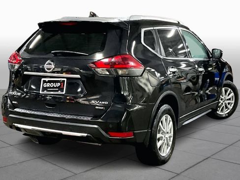 Used 2019 Nissan Rogue SV image 12