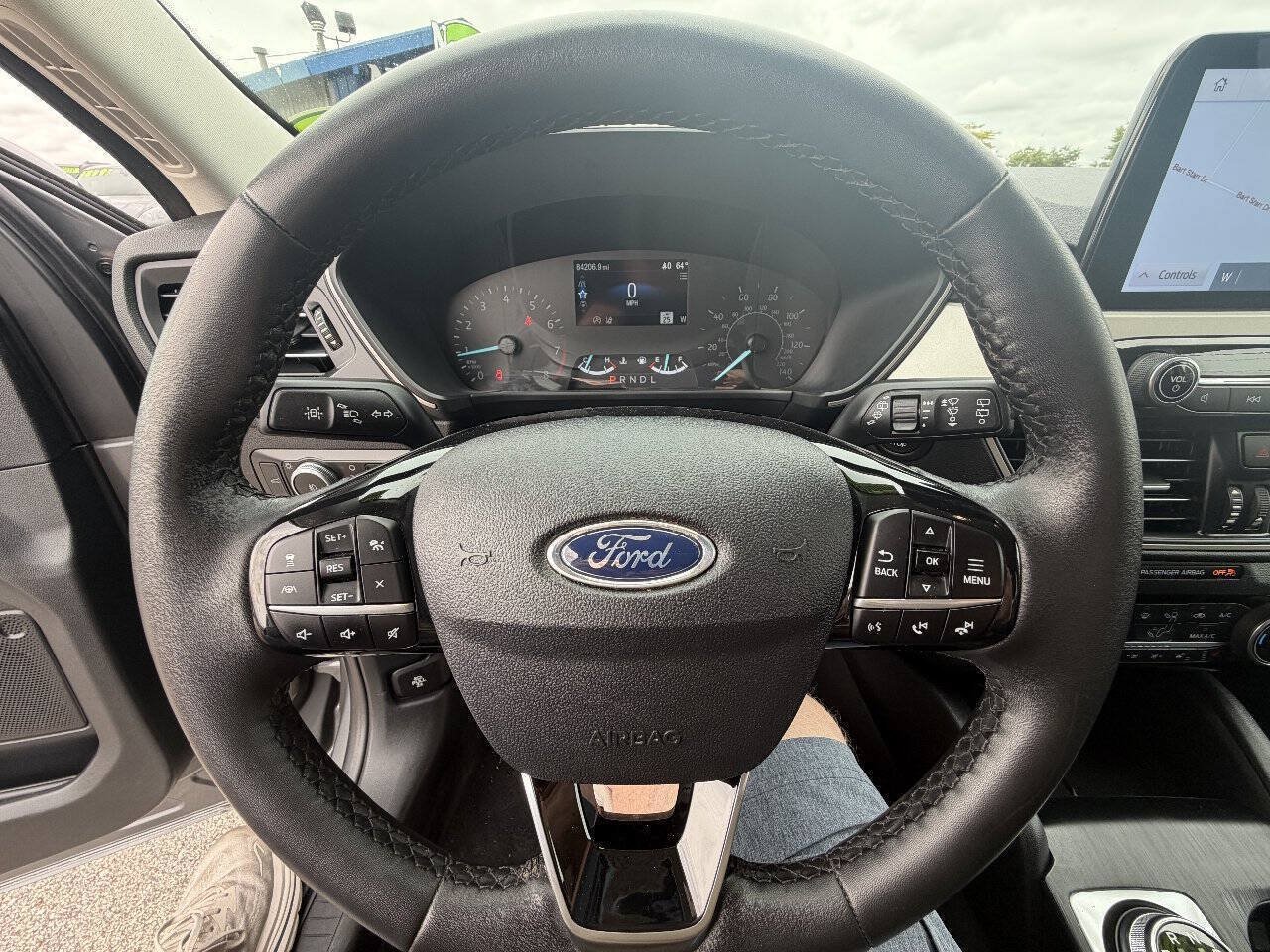 Used 2022 Ford Escape SEL w/ Equipment Group 302A AWD/4WD image 21