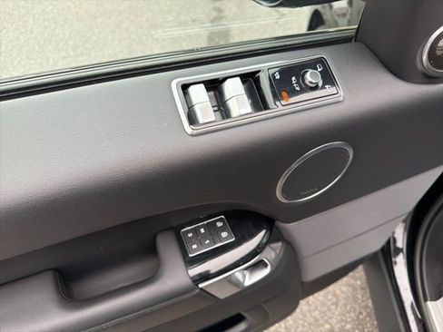 Used 2022 Land Rover Range Rover Sport HSE Silver Edition image 12