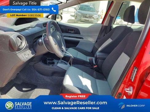 Used 2014 Toyota Prius C Two image 9