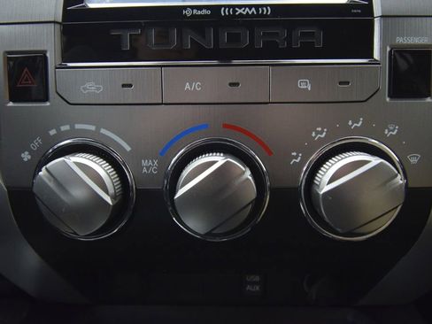 Used 2016 Toyota Tundra SR5 image 32