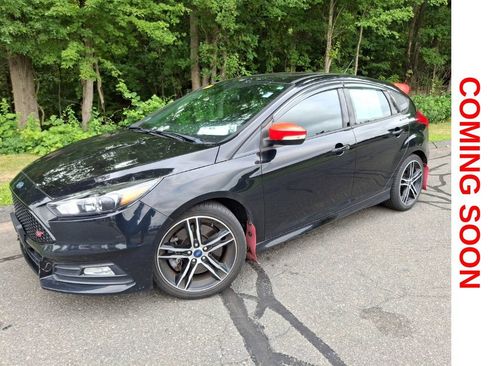 Used 2018 Ford Focus ST w/ Equipment Group 401A FWD image 1