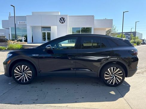 Certified 2025 Volkswagen ID.4 Pro AWD/4WD image 2
