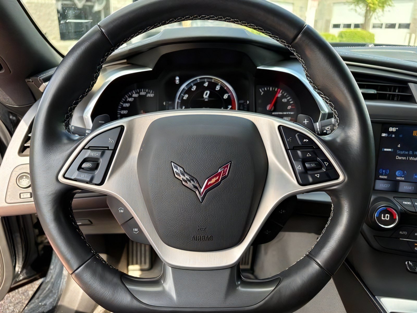 Used 2019 Chevrolet Corvette Stingray Coupe w/ 1LT RWD image 21