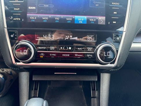 Used 2019 Subaru Outback 2.5i Limited AWD/4WD image 24