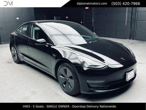 Used 2023 Tesla Model 3 Standard Range RWD image 8
