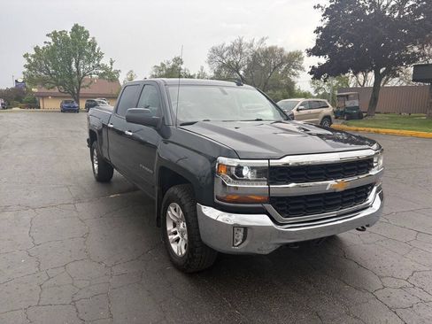 Used 2017 Chevrolet Silverado 1500 LT w/ All Star Edition AWD/4WD image 5