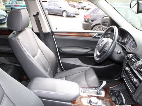 Used 2017 BMW X3 xDrive28i AWD/4WD image 11
