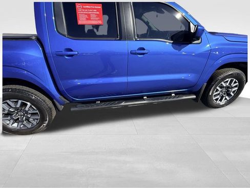 Used 2025 Nissan Frontier SL image 33