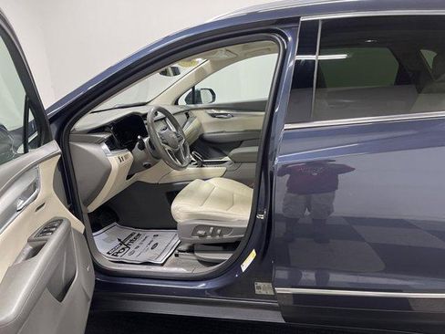 Used 2019 Cadillac XT5 Luxury AWD/4WD image 7