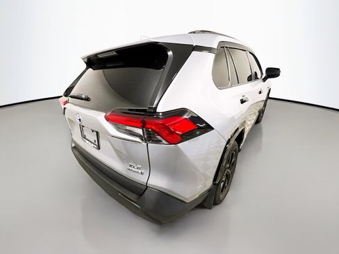 Used 2024 Toyota RAV4 XLE w/ Convenience Package image 4