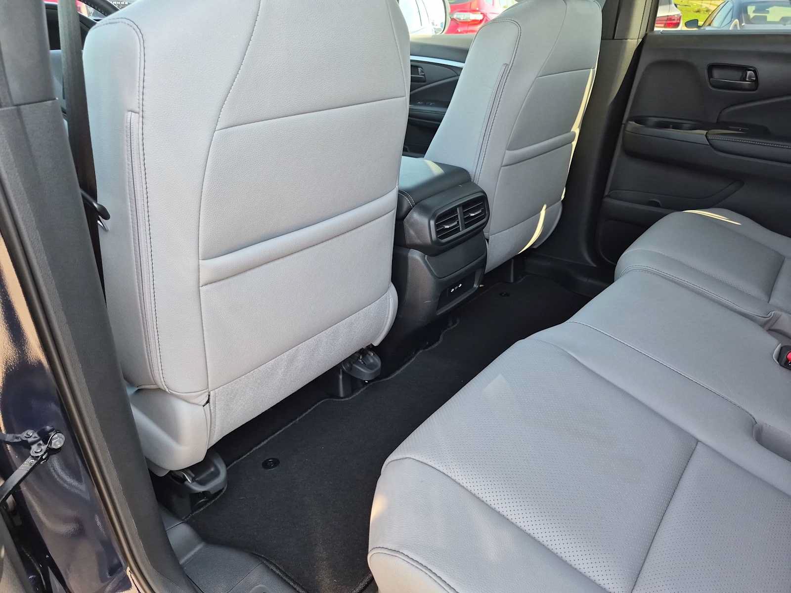 Certified 2024 Honda Passport EX-L image 18