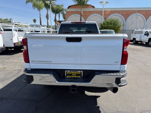 Used 2025 Chevrolet Silverado 2500 LT w/ Convenience Package AWD/4WD image 7