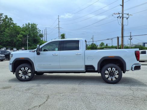 New 2026 GMC Sierra 2500 Denali w/ Denali Reserve Package AWD/4WD image 27