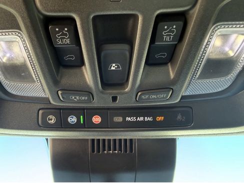 Used 2023 GMC Sierra 1500 AT4X image 20