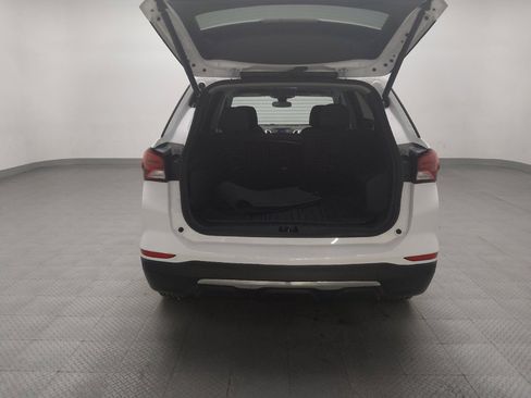 Used 2023 Chevrolet Equinox LT w/ Driver Convenience Package image 29