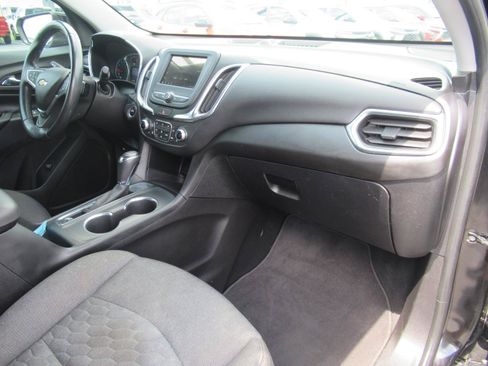 Certified 2019 Chevrolet Equinox LT FWD image 11