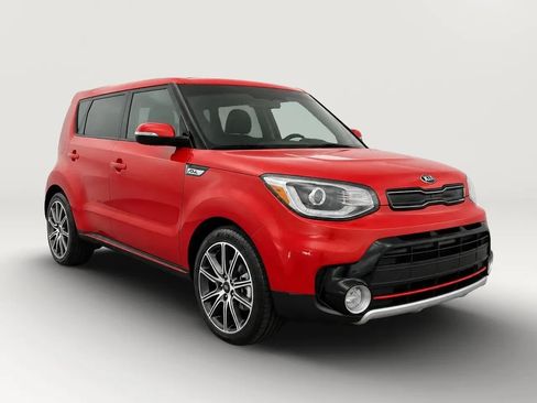 Used 2019 Kia Soul ! w/ Technology Package FWD image 1