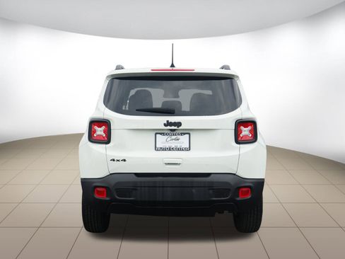 Used 2023 Jeep Renegade Latitude image 6