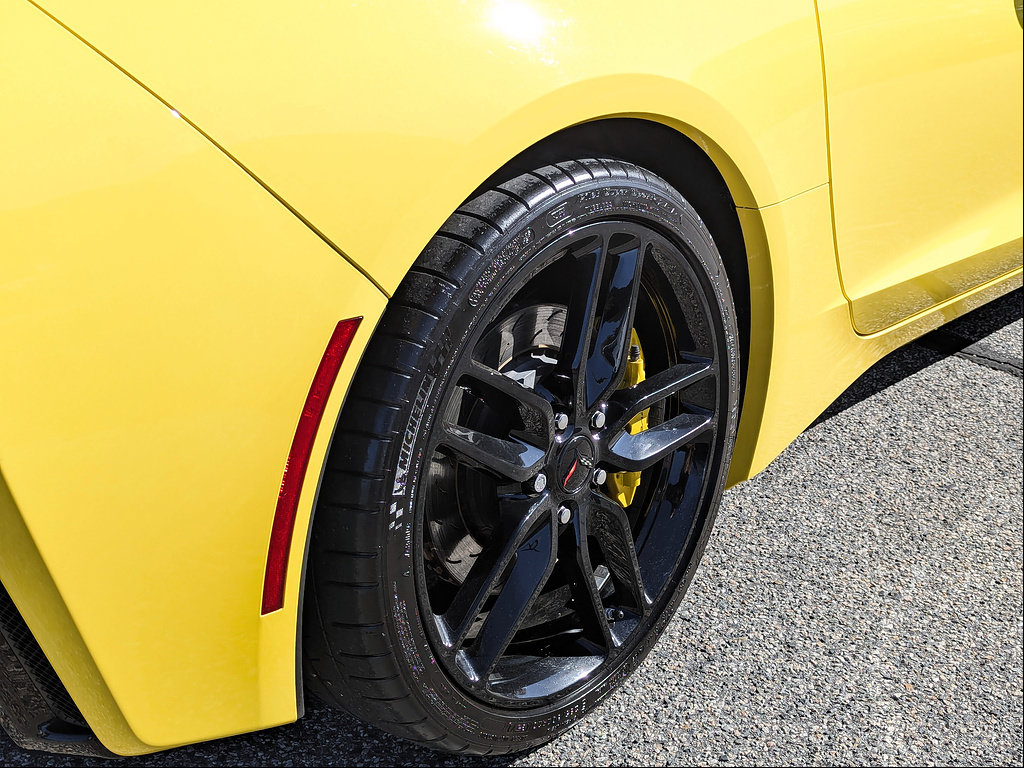 Used 2016 Chevrolet Corvette Stingray Convertible w/ 3LT Preferred Equipment Group RWD image 15