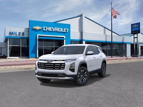 New 2026 Chevrolet Equinox LT image 12