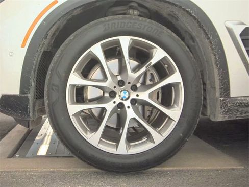 Used 2025 BMW X5 sDrive40i image 10