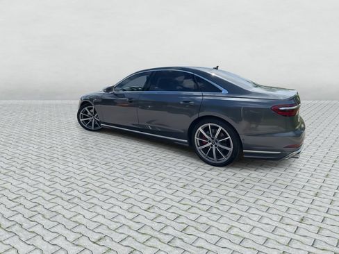 Used 2022 Audi S8 AWD/4WD image 6