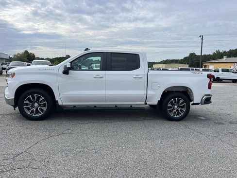 Used 2023 Chevrolet Silverado 1500 LT AWD/4WD image 7