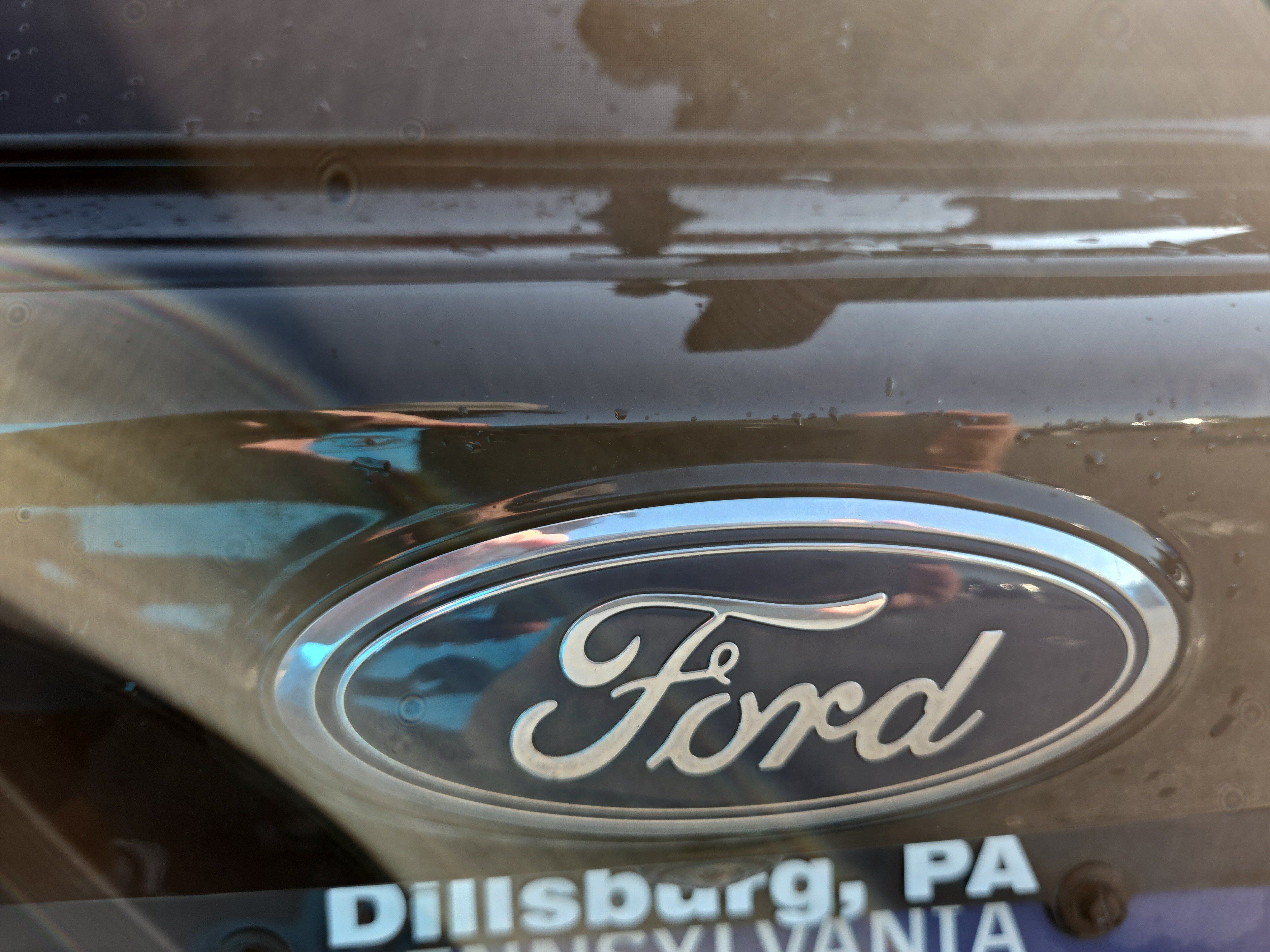 Used 2018 Ford Escape SE w/ Ford Safe & Smart Package AWD/4WD image 22