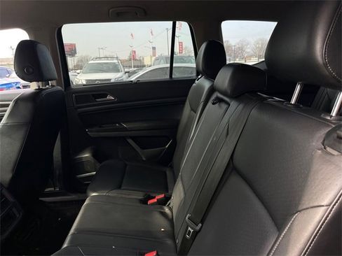 Used 2019 Volkswagen Atlas SE image 18