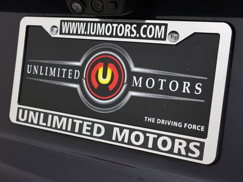 Used 2023 GMC Yukon Denali Ultimate w/ LPO, Floor Liner Package AWD/4WD image 23