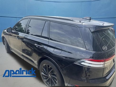 Used 2025 Lincoln Aviator Reserve w/ Luxury Package AWD/4WD image 1