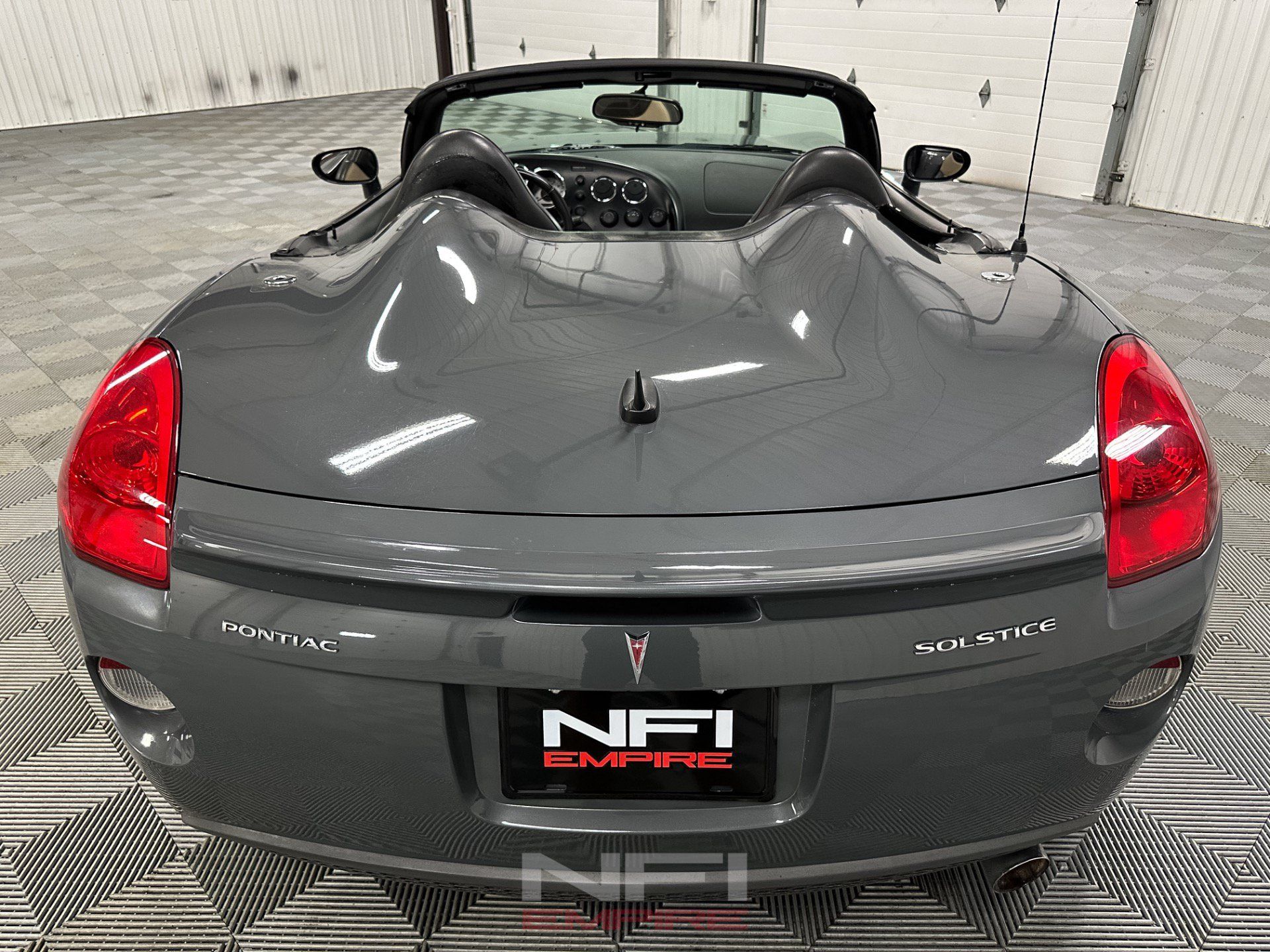 Used 2008 Pontiac Solstice Convertible w/ Premium Package RWD image 16