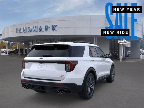 New 2026 Ford Explorer ST w/ Sun And Sound Package image 8