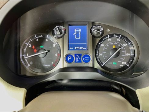 Used 2019 Lexus GX 460 Premium w/ Premium Package AWD/4WD image 17