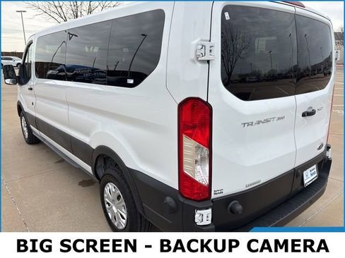 Used 2024 Ford Transit 350 XLT RWD image 4