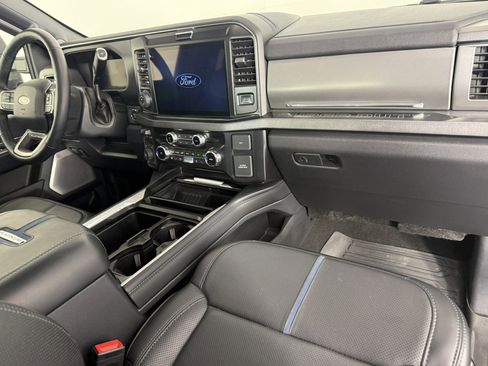Certified 2025 Ford F250 Platinum AWD/4WD image 11