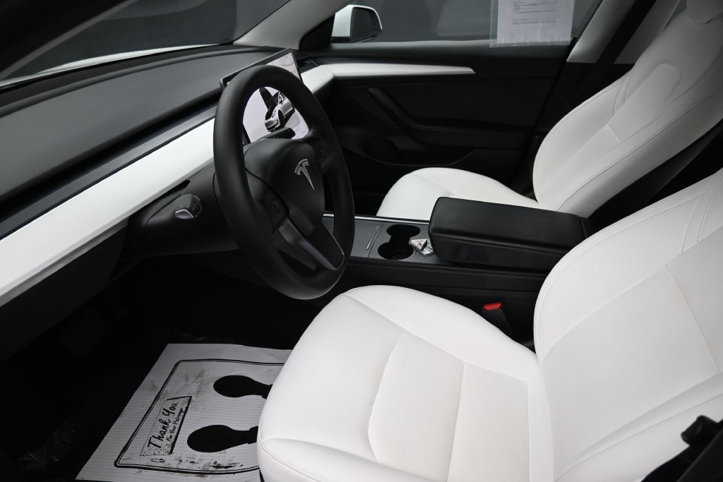 Used 2023 Tesla Model 3 Standard Range RWD image 21