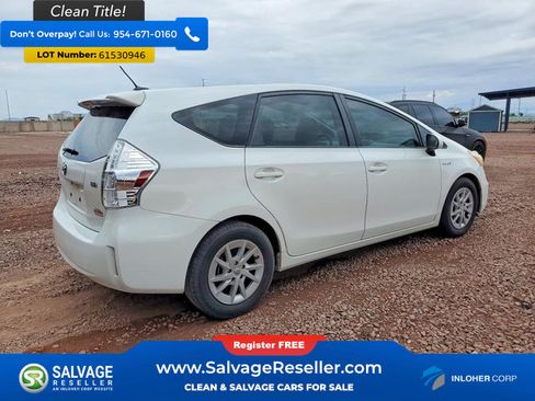 Used 2012 Toyota Prius V Three FWD image 4