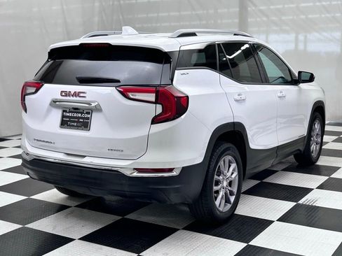 Used 2023 GMC Terrain SLT image 8
