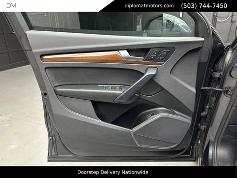 Used 2021 Audi Q5 2.0T Premium image 25